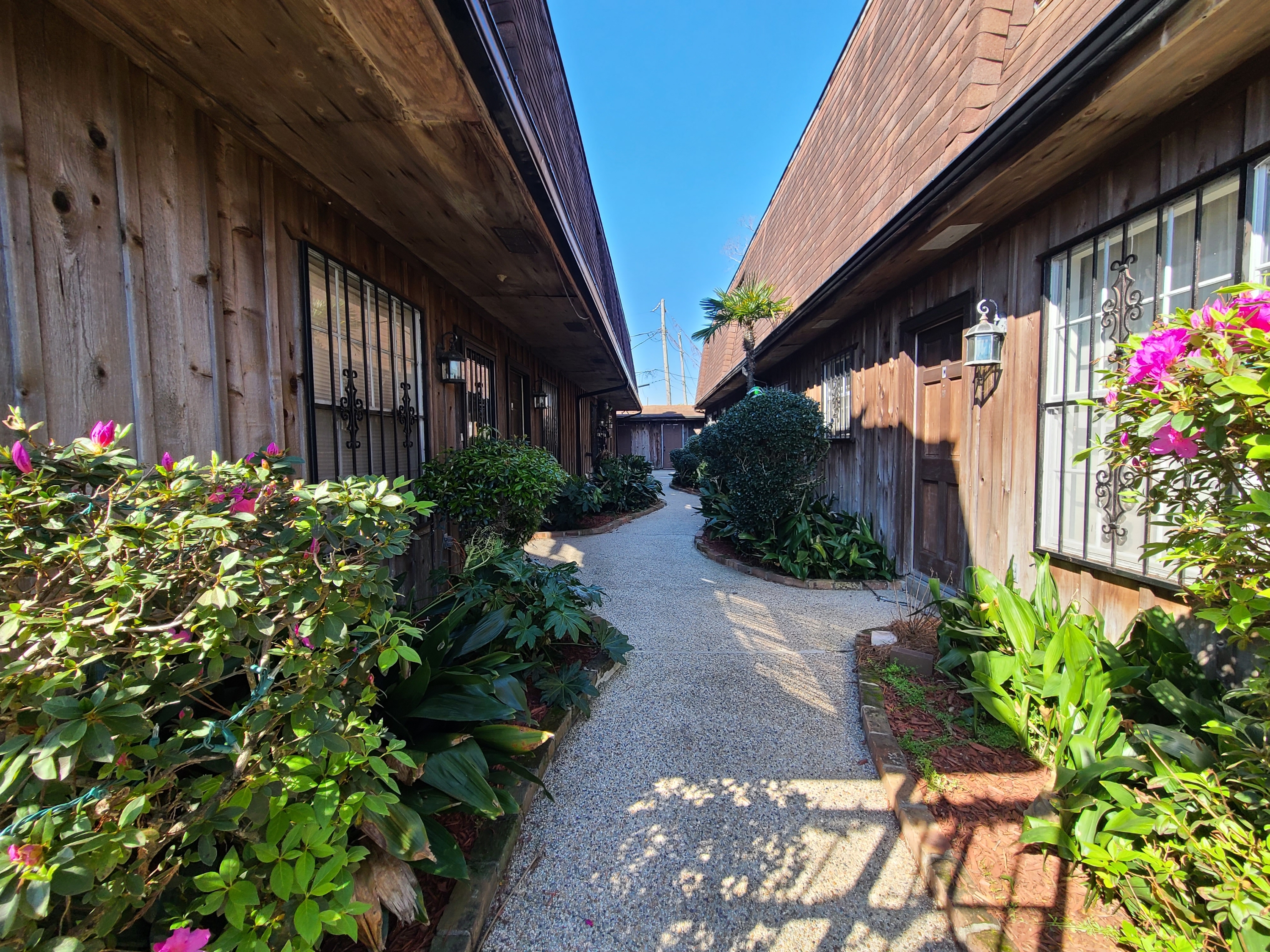 9 Whitney Avenue - N